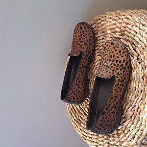 Dansko Womens Olivia Cheetah Print Calf Hair Low Clog Slip On Flats EU37/US6.5-7